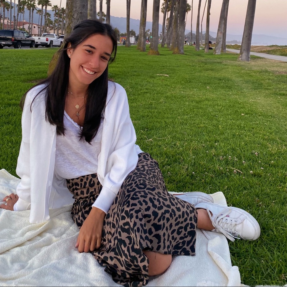 Meet your Posher, Raquel